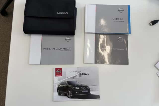Nissan X-Trail (2017) thumbnail 4