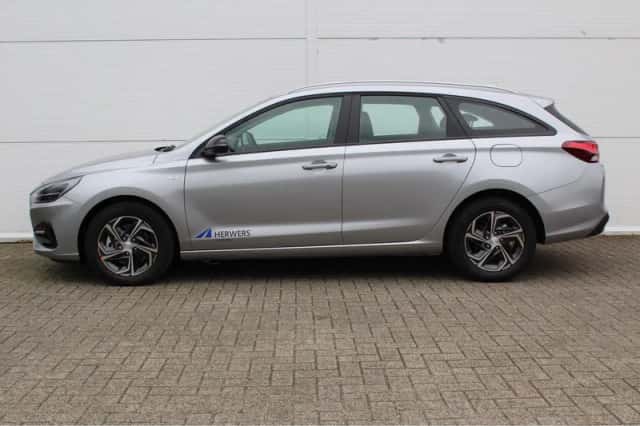 Hyundai i30 (2024) thumbnail 9
