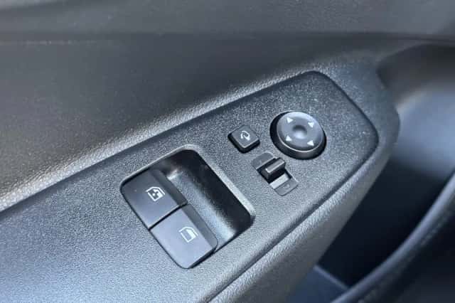 Hyundai i10 (2024) thumbnail 12
