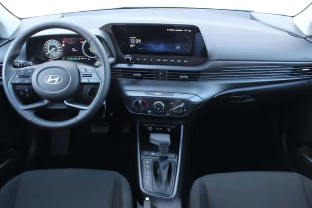 Hyundai i20 (2024) thumbnail 2