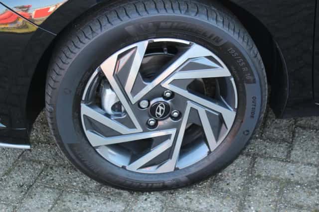 Hyundai i20 (2024) thumbnail 14