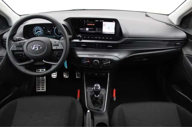 Hyundai Bayon (2024) thumbnail 2