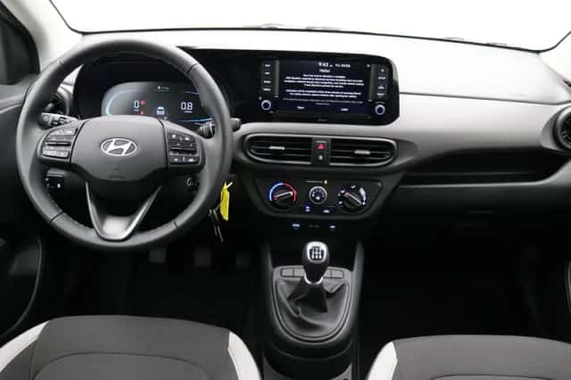 Hyundai i10 (2025) thumbnail 2