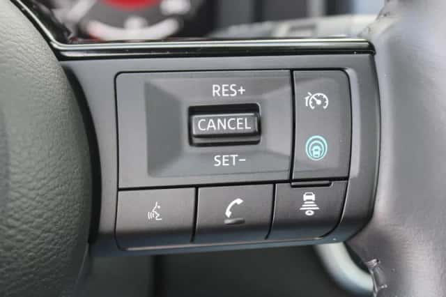 Nissan Qashqai (2024) thumbnail 12