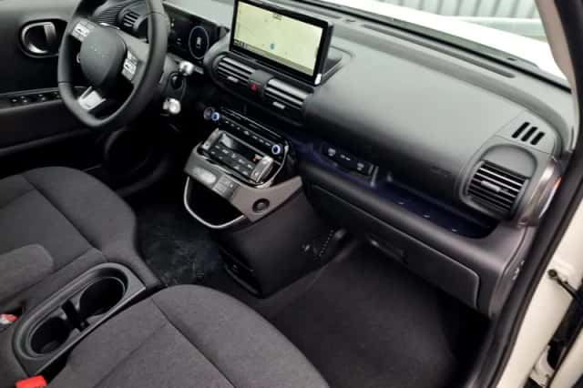 Hyundai Inster (2025) thumbnail 13