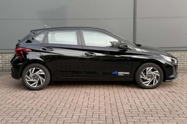 Hyundai i20 (2025) thumbnail 19
