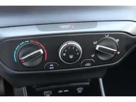 Hyundai i20 (2024) thumbnail 6