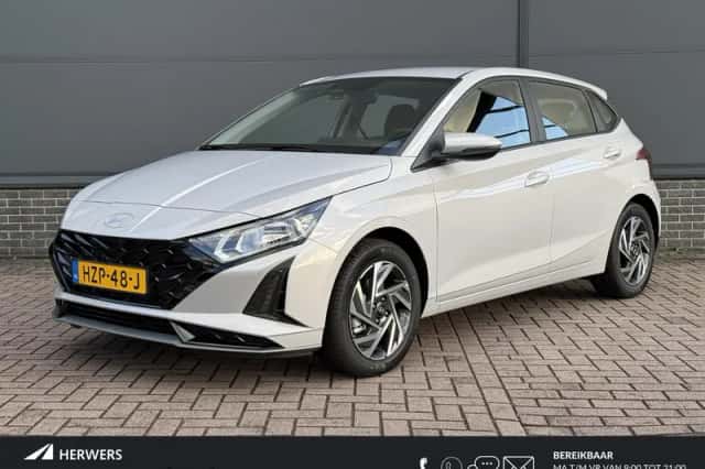 Hyundai i20 (2025) thumbnail 1