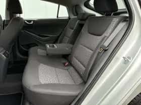 Hyundai Ioniq (2017) thumbnail 9
