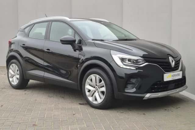 Renault Captur (2023) thumbnail 17