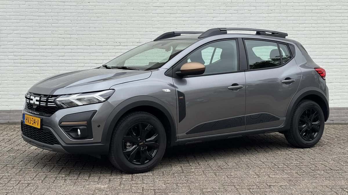 Dacia Sandero Stepway (2025) — foto 1