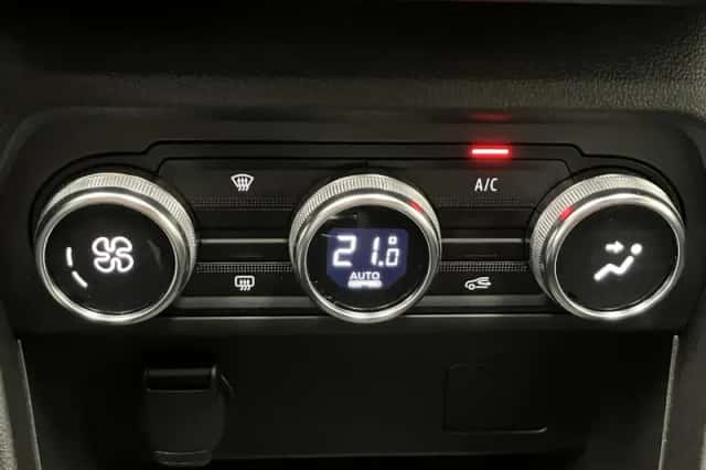 Dacia Sandero Stepway (2023) thumbnail 14
