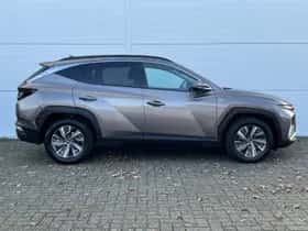Hyundai Tucson (2021) thumbnail 18