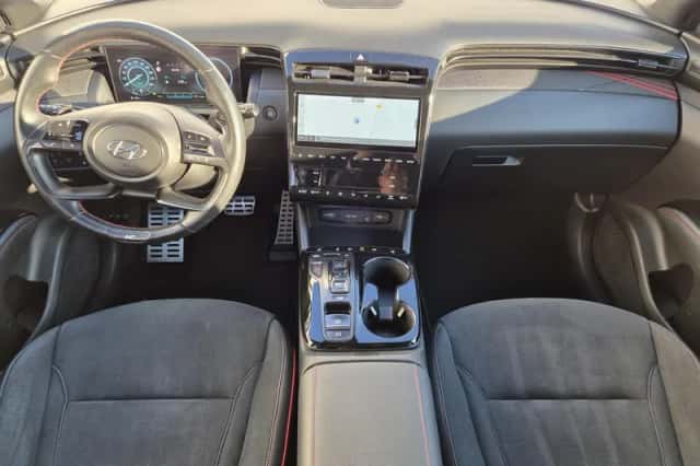 Hyundai Tucson (2022) thumbnail 2