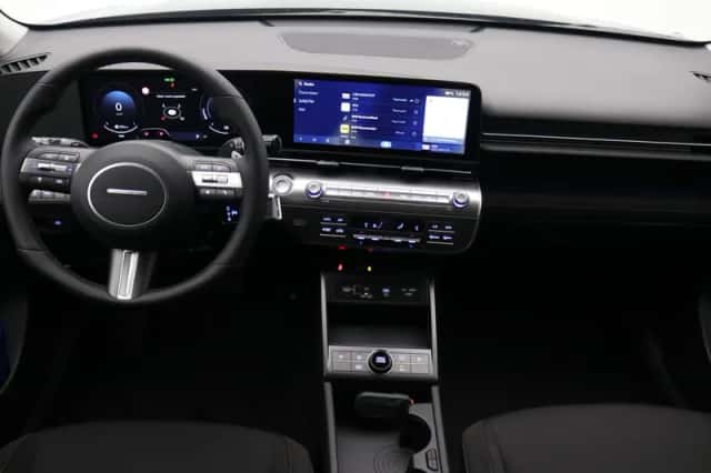 Hyundai Kona (2025) thumbnail 2