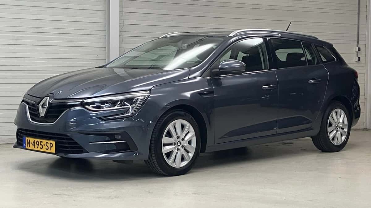 Renault Mégane (2022) — foto 1