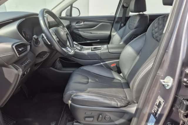 Hyundai Santa Fe (2022) thumbnail 16