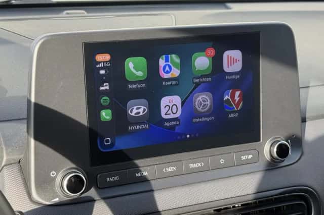 Hyundai Kona (2022) thumbnail 11