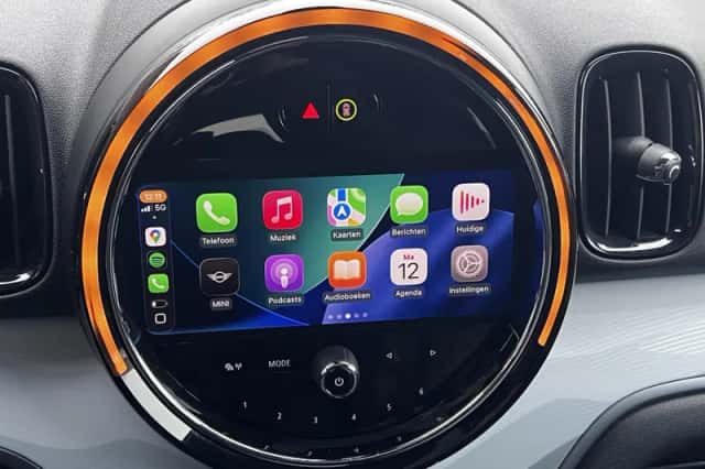 MINI Countryman (2023) thumbnail 16