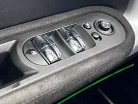 MINI Countryman (2023) thumbnail 35