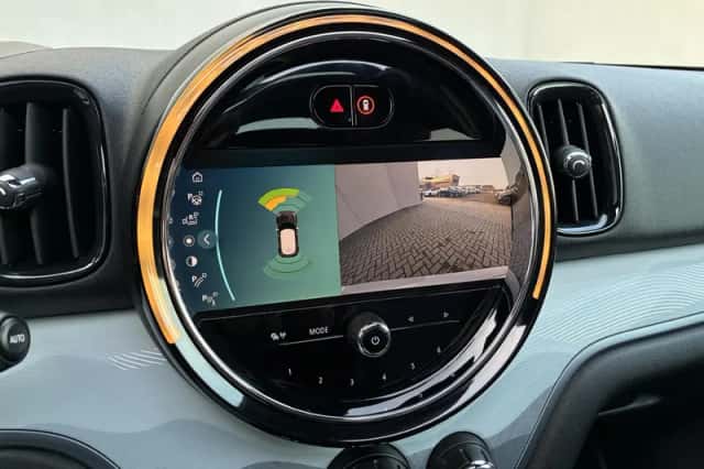 MINI Countryman (2023) thumbnail 9