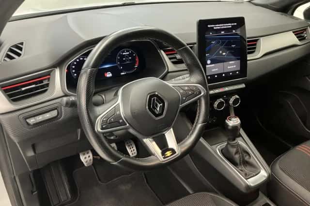 Renault Captur (2022) thumbnail 22