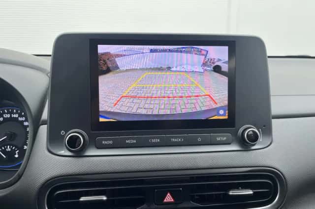 Hyundai Kona (2022) thumbnail 32