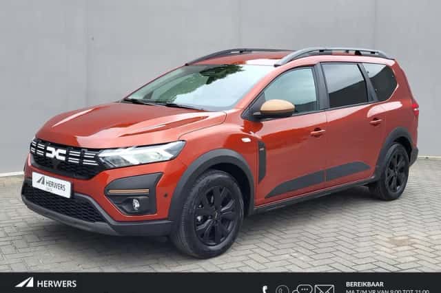 Dacia Jogger (2025) thumbnail 1