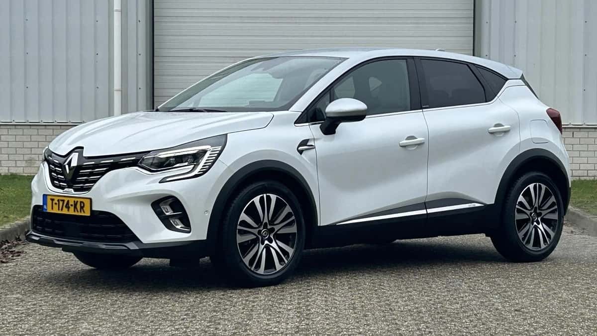 Renault Captur (2021) — foto 1