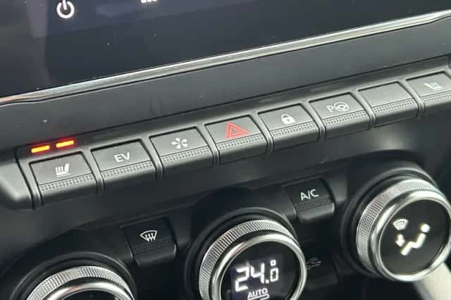 Renault Captur (2021) thumbnail 18