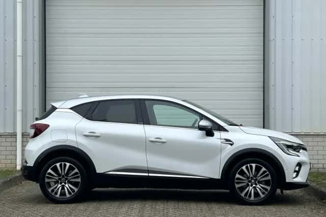 Renault Captur (2021) thumbnail 27