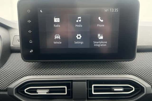 Dacia Sandero (2024) thumbnail 25