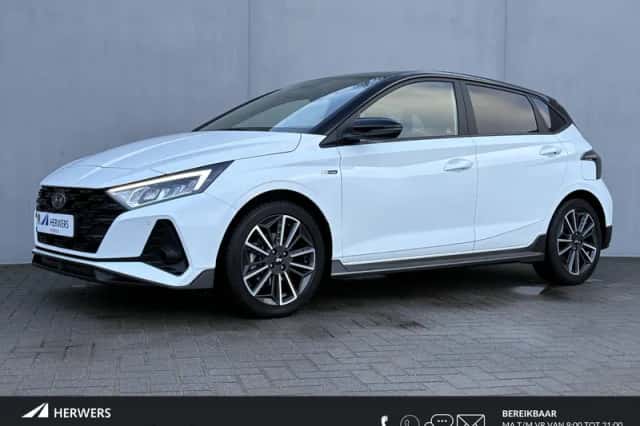 Hyundai i20 (2022) thumbnail 1