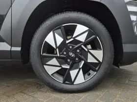Hyundai Kona (2025) thumbnail 40