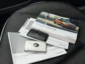 Renault Captur (2021) thumbnail 16