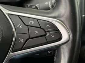 Renault Captur (2021) thumbnail 18