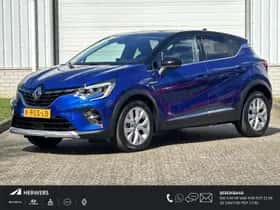 Renault Captur (2021) thumbnail 2
