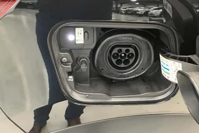 Renault Captur (2021) thumbnail 6