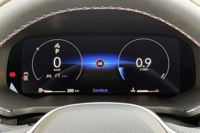 Renault Captur (2024) thumbnail 17