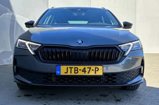 Škoda Octavia (2024) thumbnail 21