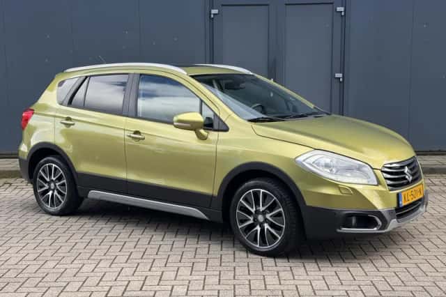 Suzuki SX4 S-Cross (2016) thumbnail 18