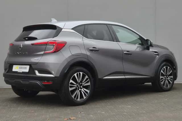 Renault Captur (2020) thumbnail 3