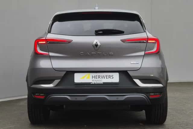 Renault Captur (2020) thumbnail 28