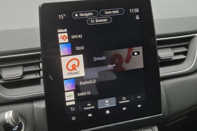 Renault Captur (2020) thumbnail 42