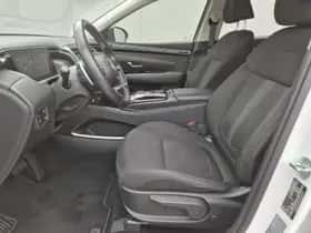 Hyundai Tucson (2022) thumbnail 11