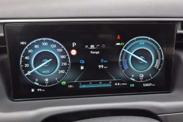 Hyundai Tucson (2022) thumbnail 12