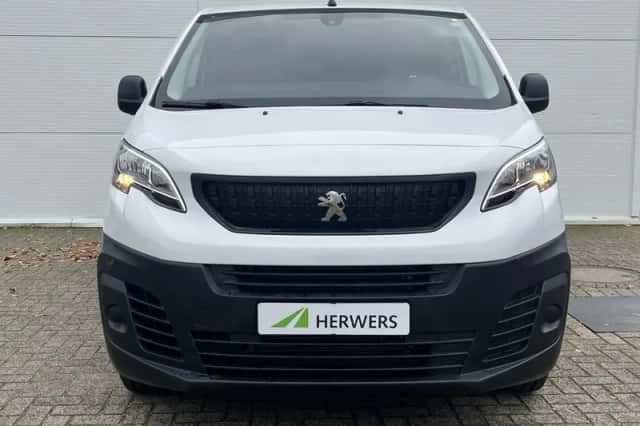 Peugeot E-Expert (2023) thumbnail 35