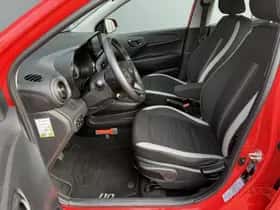Hyundai i10 (2021) thumbnail 9