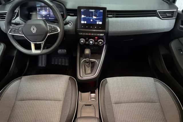 Renault Clio (2025) thumbnail 2