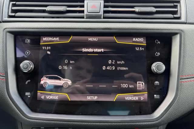 SEAT Arona (2018) thumbnail 33